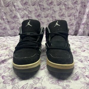 Nike Kids Black and Cream Sneakers